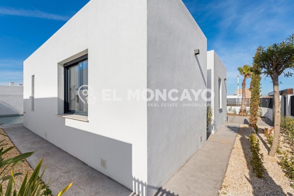 Villa in La Manga del Mar Menor, Murcia, Spain 3 bedrooms, 155 sq.m. No. 149174