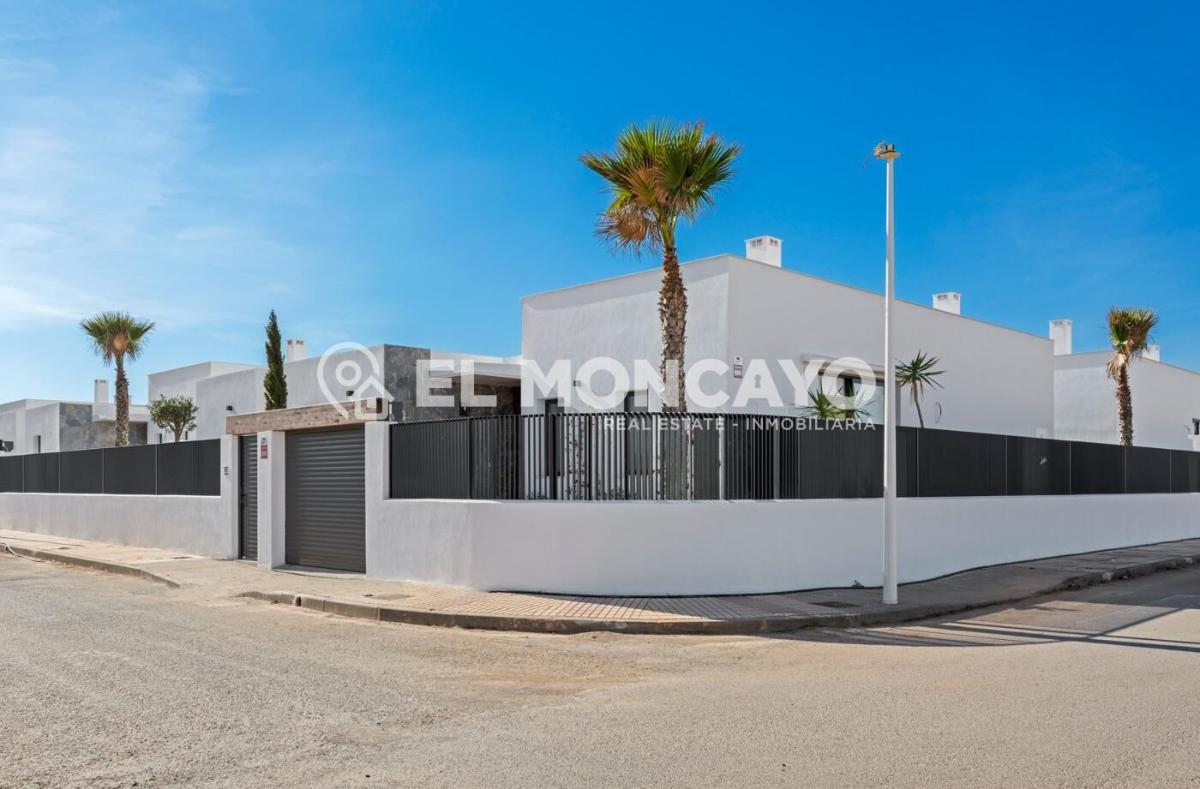 Villa in La Manga del Mar Menor, Murcia, Spain 3 bedrooms, 155 sq.m. No. 149174