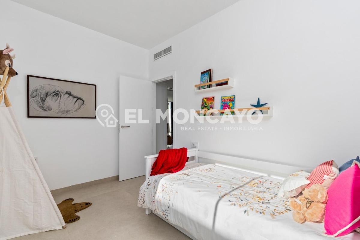 Villa in La Manga del Mar Menor, Murcia, Spain 3 bedrooms, 155 sq.m. No. 149174