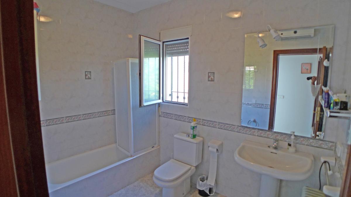 Villa in Beniarbeig, Alicante, Spain 4 bedrooms,  No. 149177