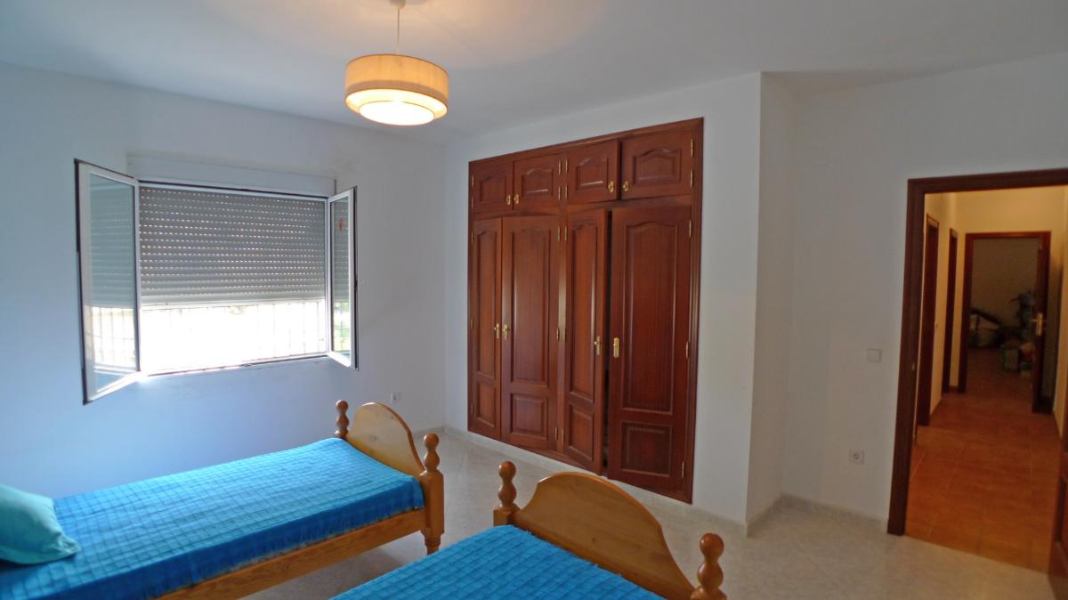 Villa in Beniarbeig, Alicante, Spain 4 bedrooms,  No. 149177
