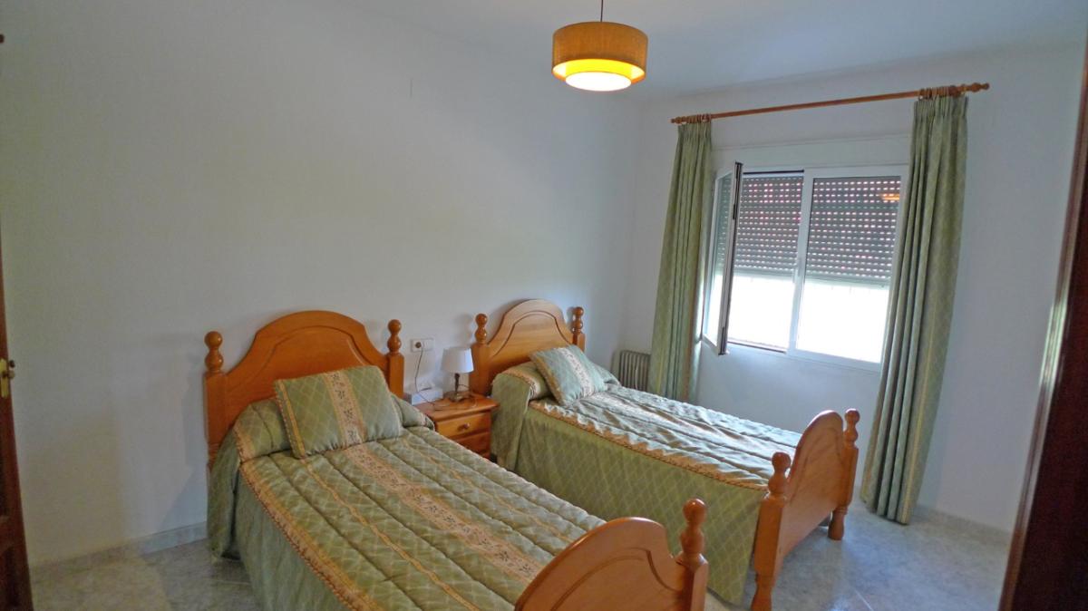 Villa in Beniarbeig, Alicante, Spain 4 bedrooms,  No. 149177