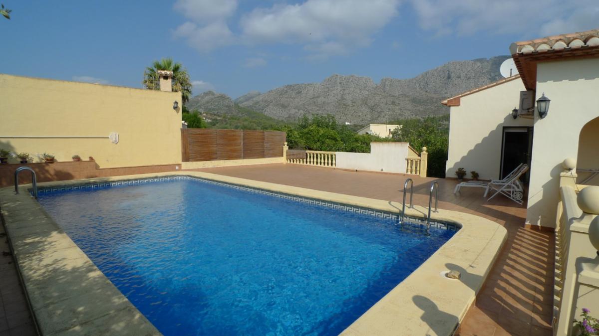 Villa in Beniarbeig, Alicante, Spain 4 bedrooms,  No. 149177