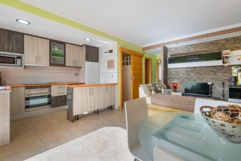 Apartment for sale in Torrevieja, Alicante, Spain 2 bedrooms, 64 sq.m. No. 149178 - photo 9