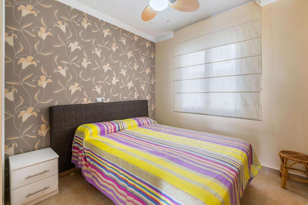 Apartment à Torrevieja, Alicante, Espagne 2 chambres, 64 m2 No. 149178