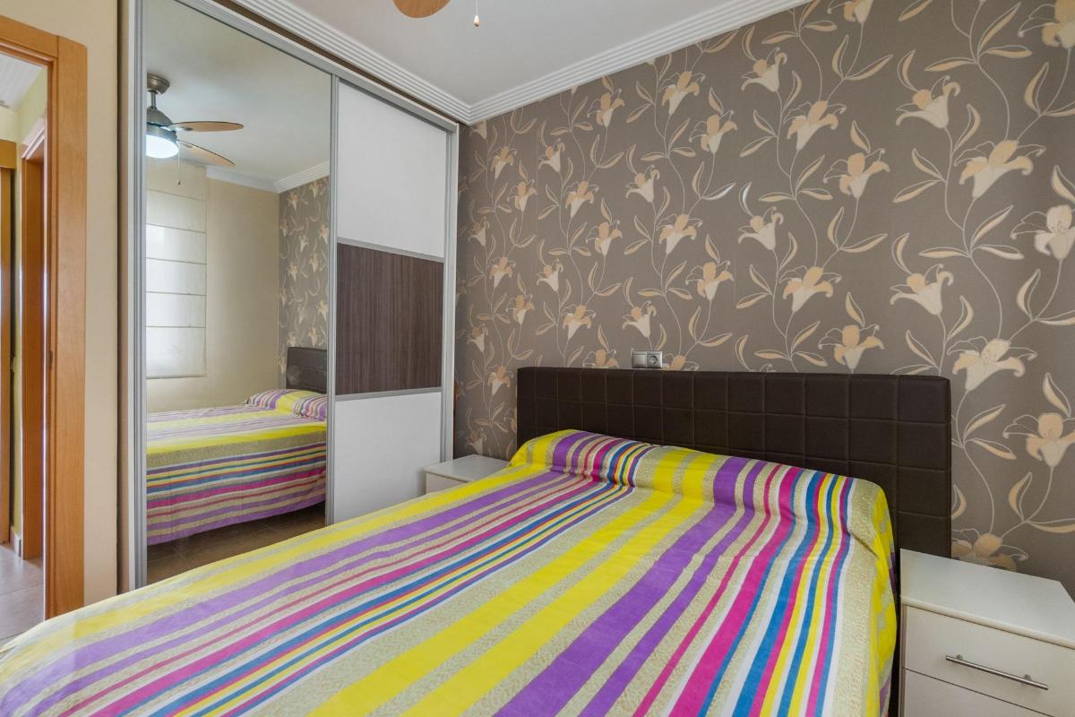 Apartment à Torrevieja, Alicante, Espagne 2 chambres, 64 m2 No. 149178