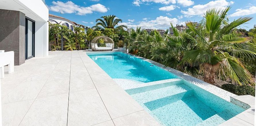 Huvila Calpe, Alicante, Espanja 4 makuuhuonetta, 426 m2 No. 135839