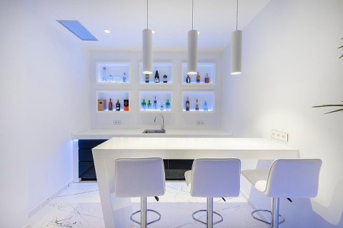 Huvila myytävänä Calpe, Alicante, Espanja, 4 makuuhuonetta, 426 m2 No. 135839 - kuva 23