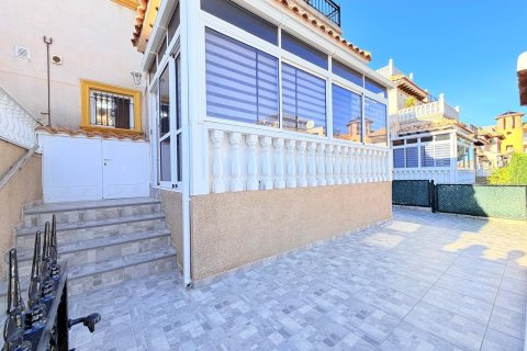 Продажа таухауса в Вилламартин, Аликанте, Испания 2 спальни, 82м2 №194918 - фото 4