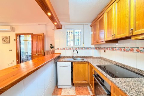 Продажа таухауса в Вилламартин, Аликанте, Испания 2 спальни, 82м2 №194918 - фото 20