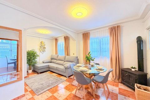 Продажа таухауса в Вилламартин, Аликанте, Испания 2 спальни, 82м2 №194918 - фото 14