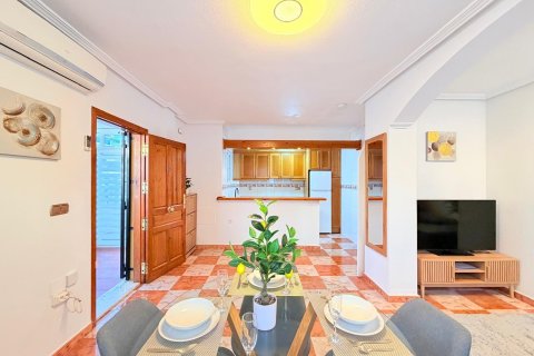 Продажа таухауса в Вилламартин, Аликанте, Испания 2 спальни, 82м2 №194918 - фото 16