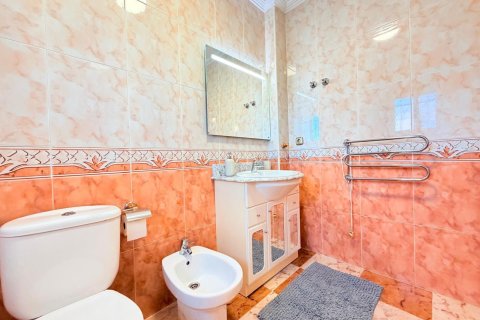Продажа таухауса в Вилламартин, Аликанте, Испания 2 спальни, 82м2 №194918 - фото 29