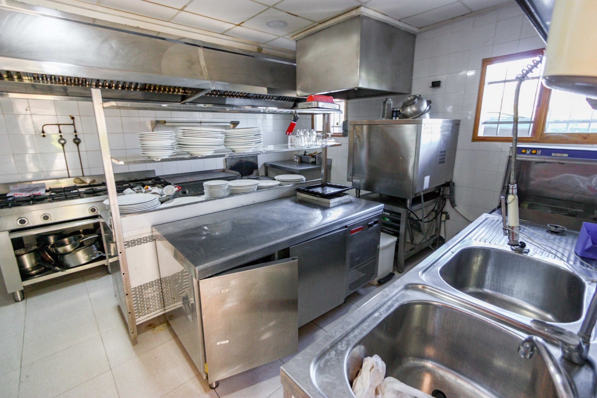 Коммерческая недвижимость в Орба, Аликанте, Испания 4 спальни, 300м2 №80470