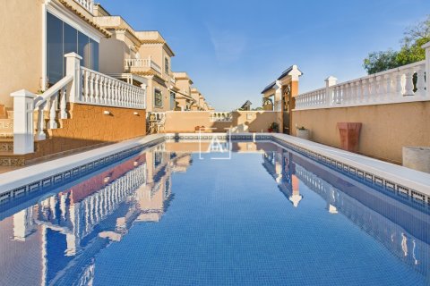 Продажа виллы в Пинар де Камповерде, Аликанте, Испания 3 спальни, 135м2 №142487 - фото 10