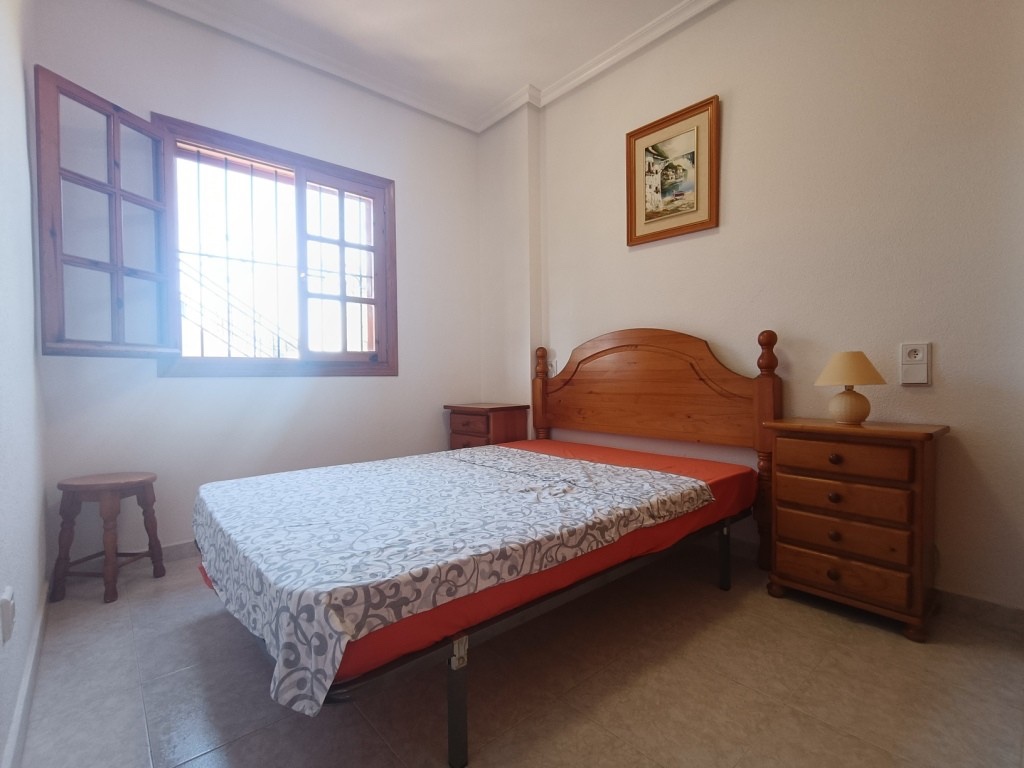 Квартира в Торревьеха, Аликанте, Испания 3 спальни, 99м2 №145414