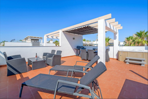 Apartament w Punta Prima, Alicante, Hiszpania 2 sypialnie, 63 mkw. nr 145418 – zdjęcie 3