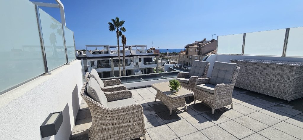 Lägenhet i Punta Prima, Alicante, Spanien 2 sovrum, 71 kvm. Nr. 145419