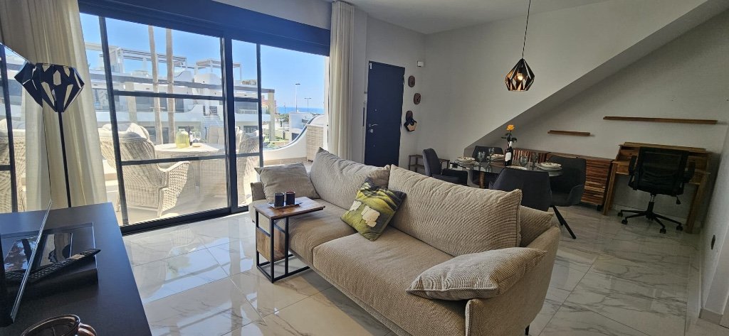 Lägenhet i Punta Prima, Alicante, Spanien 2 sovrum, 71 kvm. Nr. 145419