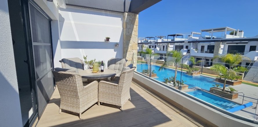 Apartment à Punta Prima, Alicante, Espagne 2 chambres, 71 m2 No. 145419