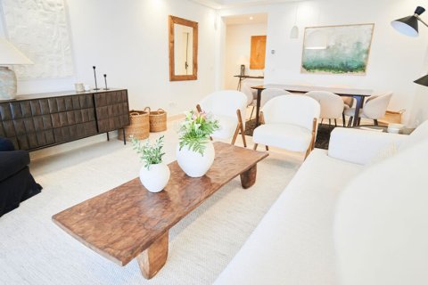 Lägenhet till salu Marbella, Malaga, Spanien 2 sovrum, 145 kvm. Nr. 137038 - foto 20