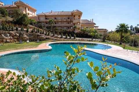 Lägenhet till salu Marbella, Malaga, Spanien 2 sovrum, 145 kvm. Nr. 137038 - foto 3
