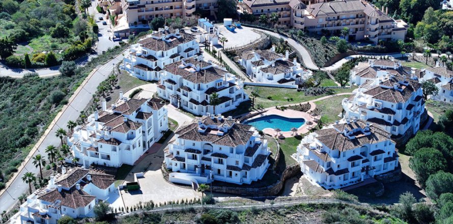 Bungalo Marbella, Malaga, Spānijā 2 istabas, 121 m2 Nr. 137037