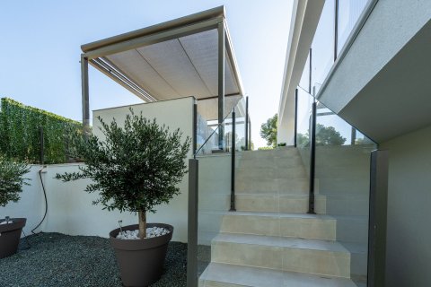 House for sale in Alicante, Spain 3 bedrooms, 213 sq.m. No. 95571 - photo 10