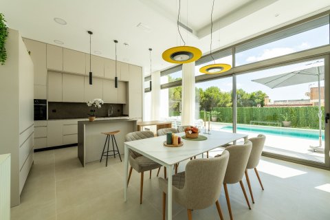 House for sale in Alicante, Spain 3 bedrooms, 213 sq.m. No. 95571 - photo 17