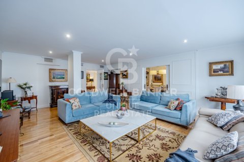 Apartment à vendre à Madrid, Espagne, 4 chambres, 270 m2 No. 157019 - photo 15