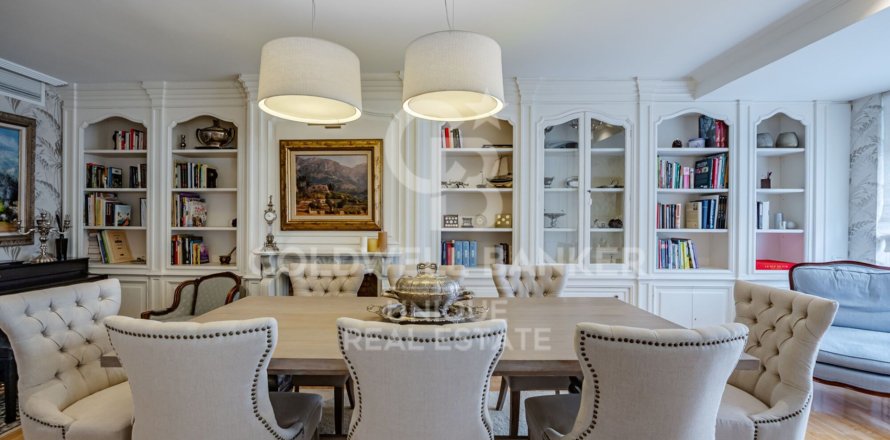 Apartment à Madrid, Espagne 4 chambres, 270 m2 No. 157019