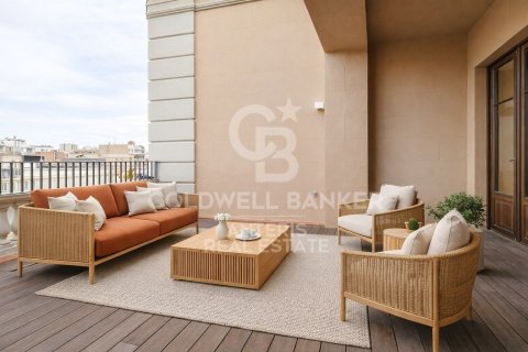 Penthouse à vendre à Barcelona, Espagne, 3 chambres, No. 157016 - photo 2