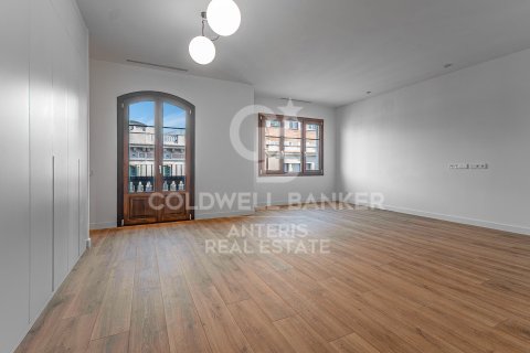 Продажа пентхауса в Барселона, Испания 3 спальни,  №157016 - фото 7