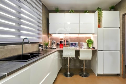 Продажа дуплекса в Валлирана, Барселона, Испания 4 спальни, 107м2 №157015 - фото 15