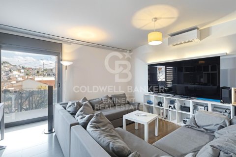 Продажа дуплекса в Валлирана, Барселона, Испания 4 спальни, 107м2 №157015 - фото 6