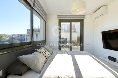 Продажа дуплекса в Валлирана, Барселона, Испания 4 спальни, 107м2 №157015 - фото 19