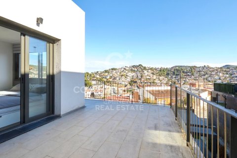 Продажа дуплекса в Валлирана, Барселона, Испания 4 спальни, 107м2 №157015 - фото 21