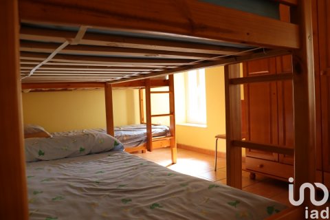 House for sale in Leon, Spain 7 bedrooms, 422 sq.m. No. 185950 - photo 8