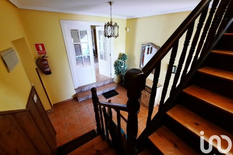 House for sale in Leon, Spain 7 bedrooms, 422 sq.m. No. 185950 - photo 2