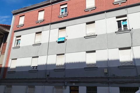 Wohnung zum Verkauf in Leon, Spanien 3 Schlafzimmer, 69 m2 Nr. 185953 - Foto 3