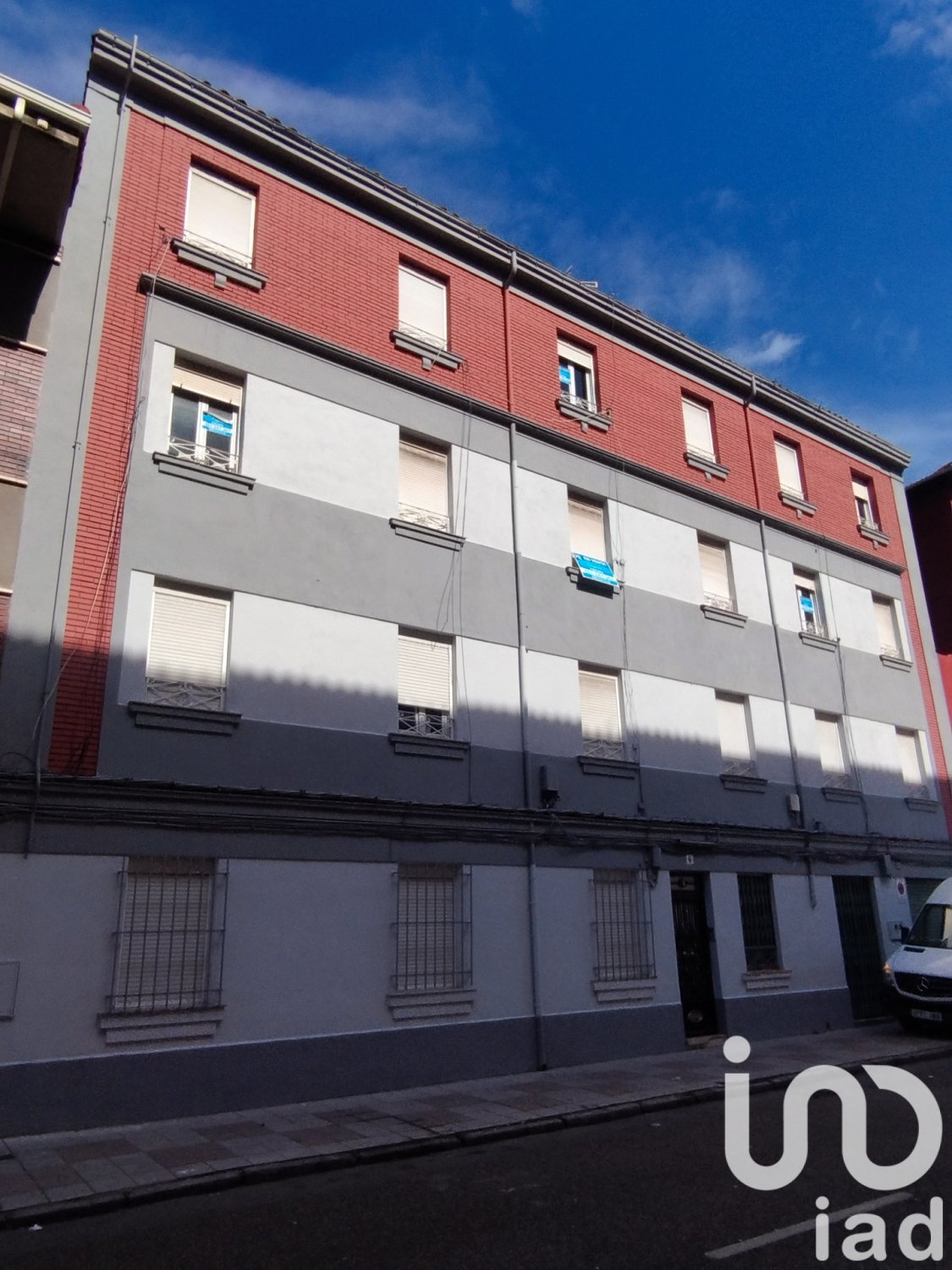 Apartment in Leon, Spain 3 bedrooms, 69 sq.m. No. 185953