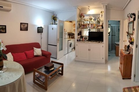 Bungalowi myytävänä Torrevieja, Alicante, Espanja, 2 makuuhuonetta, 50 m2 No. 196384 - kuva 6