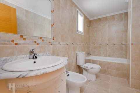 Apartamento en venta en Daya Vieja, Alicante, España 1 dormitorio, No. 184570 - foto 18