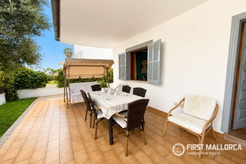 Villa zur Miete in Platja De Muro, Mallorca, Spanien 4 Schlafzimmer, 303 m2 Nr. 196135 - Foto 2