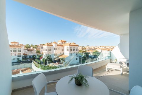 Huoneisto myytävänä Playa Flamenca II, Alicante, Espanja, 4 makuuhuonetta, 119 m2 No. 196138 - kuva 15