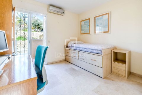 Huvila myytävänä Sitges, Barcelona, Espanja, 5 makuuhuonetta, 177 m2 No. 161356 - kuva 23