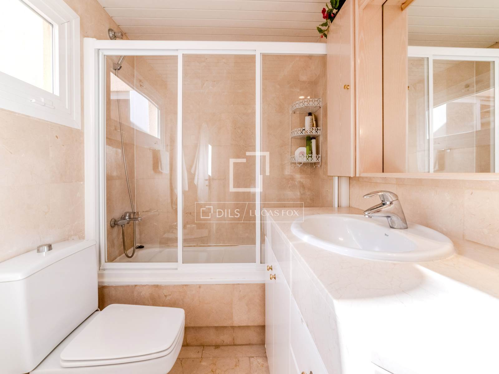 Villa in Sitges, Barcelona, Spanien 5 Schlafzimmer, 177 m2 Nr. 161356
