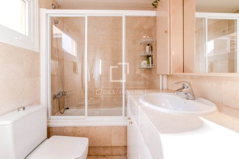 Huvila myytävänä Sitges, Barcelona, Espanja, 5 makuuhuonetta, 177 m2 No. 161356 - kuva 24