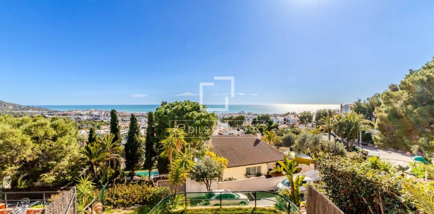 Huvila Sitges, Barcelona, Espanja 5 makuuhuonetta, 177 m2 No. 161356