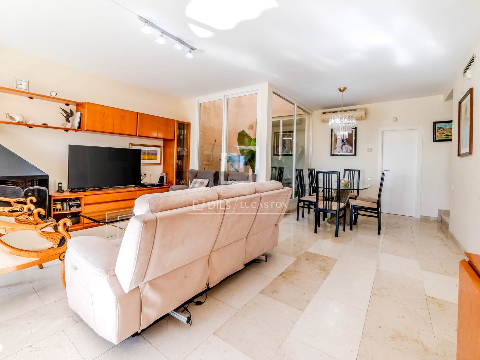 Villa in Sitges, Barcelona, Spanien 5 Schlafzimmer, 177 m2 Nr. 161356